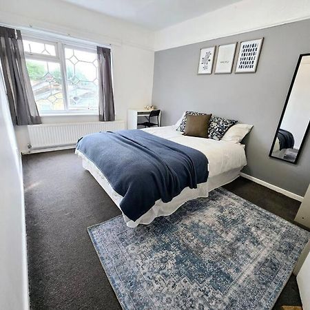 Beautiful Rooms In Prime Location! Londra Esterno foto