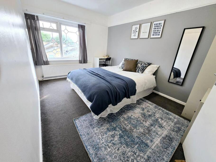 Beautiful Rooms In Prime Location! Londra Esterno foto