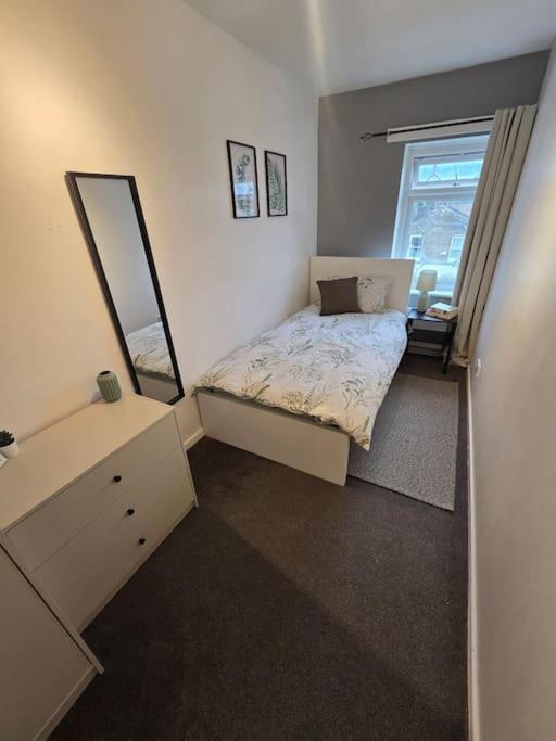 Beautiful Rooms In Prime Location! Londra Esterno foto